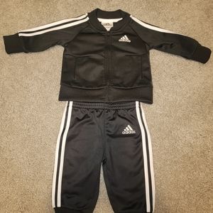 NWOT: Infant Adidas track suit